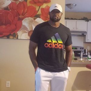 Meet your Posher, Travis